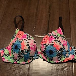 Victoria’s Secret PINK Wear Everywhere Push Up Bra